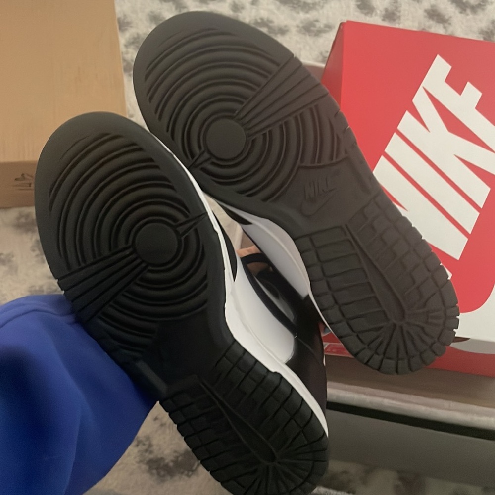 Nike Dunks High - image 4